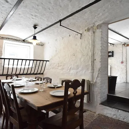 Casa vacanze Romantic In Liege With Barbecue *